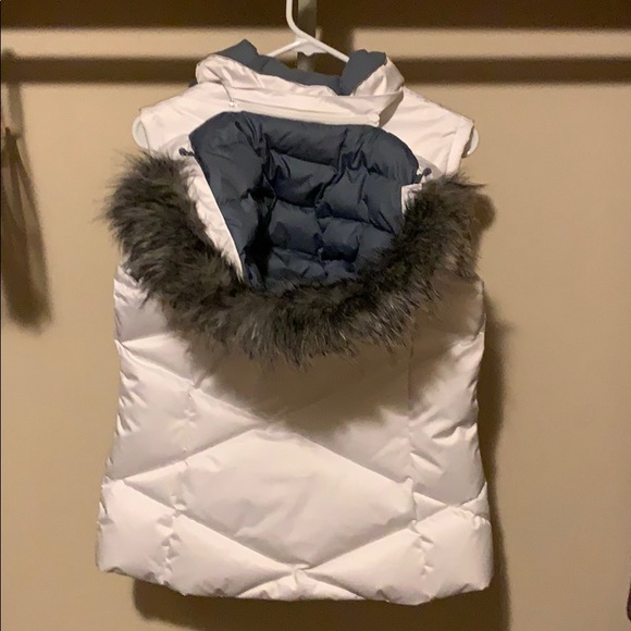 Vest - Picture 2 of 2